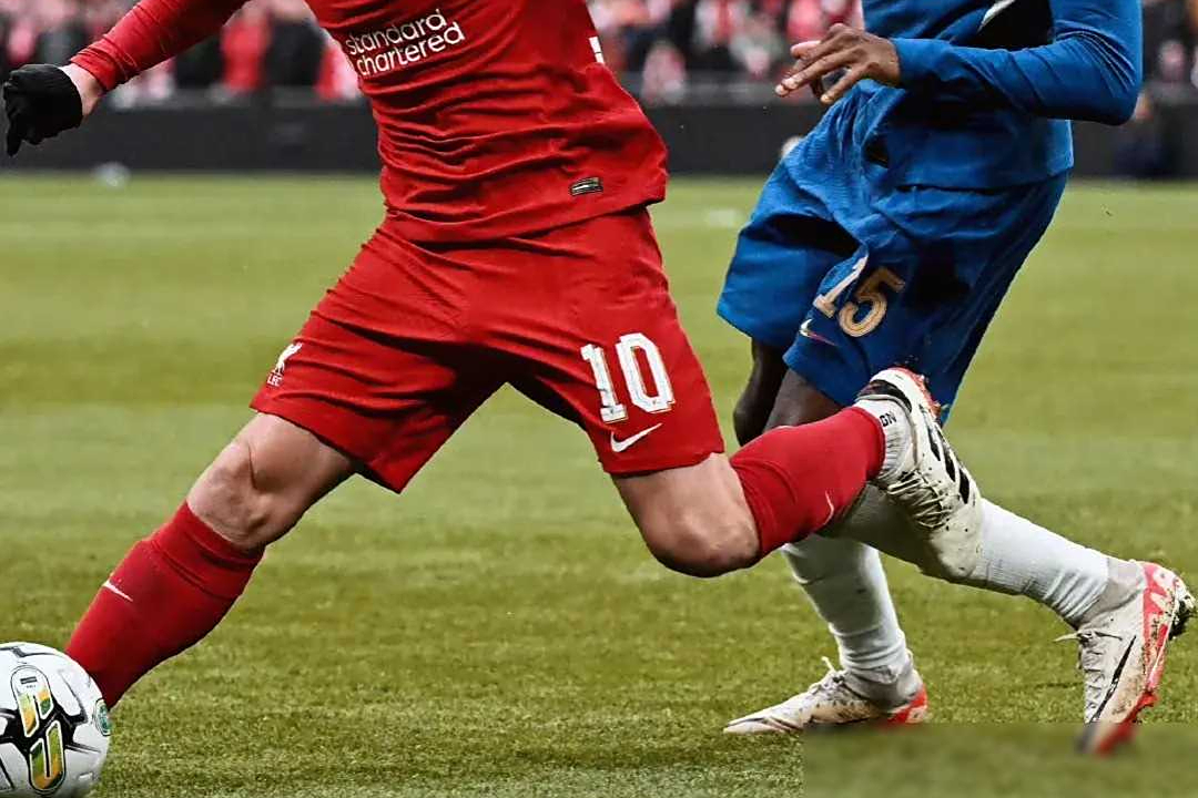 包含凯恩连续十场比赛得分超过重返赛场,老鹰不断突破!引发球迷热议的词条 包含凯恩连续十场比赛得分超过重返赛场,老鹰不断突破!引发球迷热议的词条